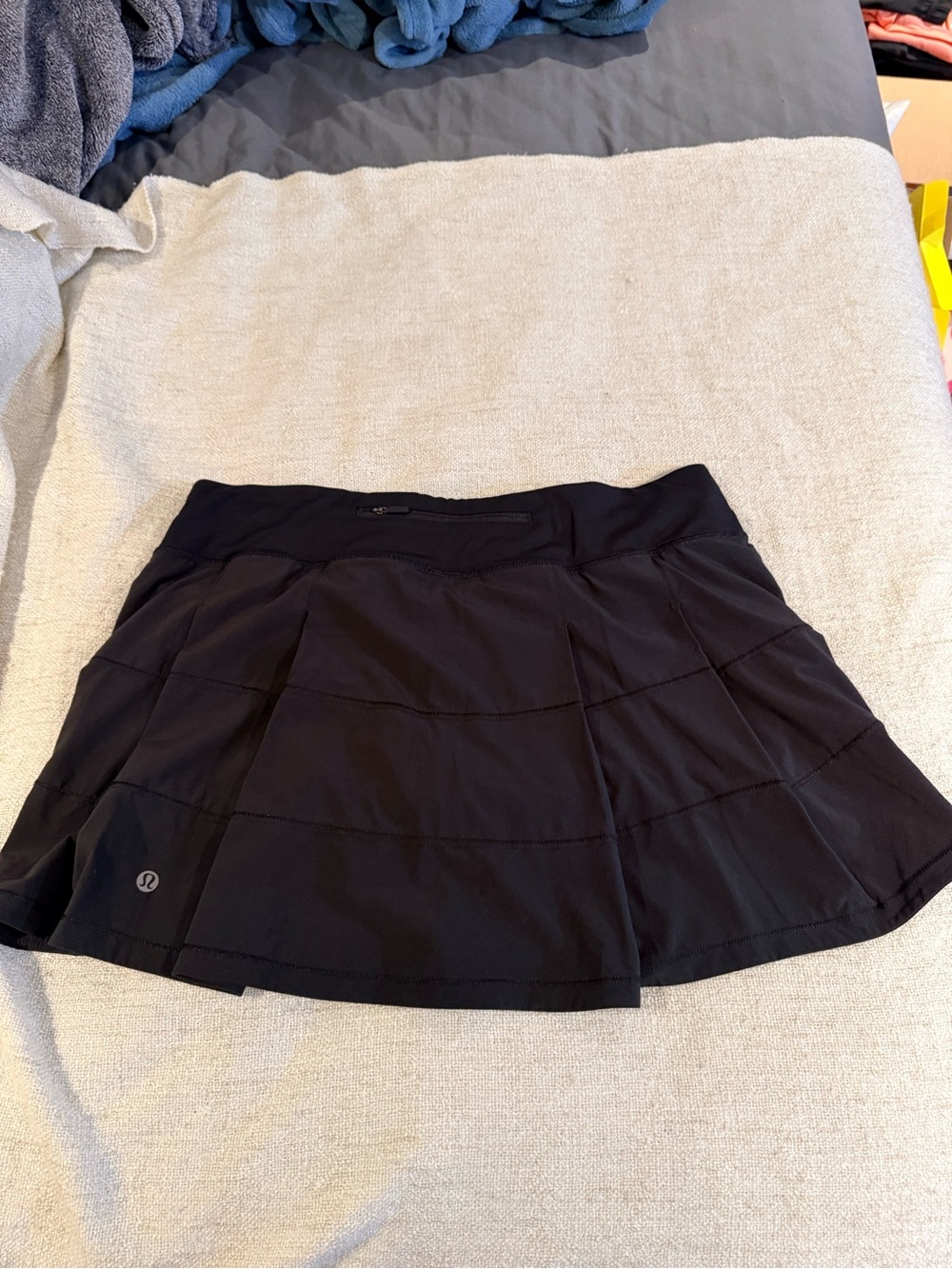 Lululemon Black Pleated Tennis Golf Skirt Skort Size 10
